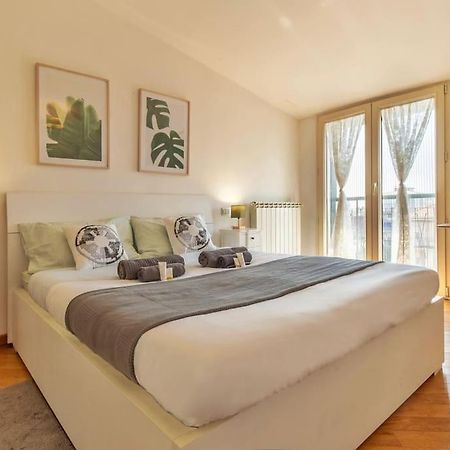 Unique & Strategic Flat, 50M From M4 Station Apartment Milan Luaran gambar
