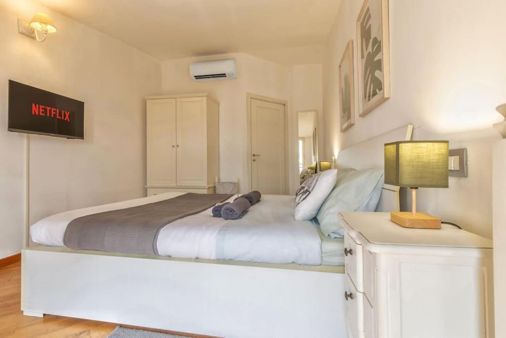 Unique & Strategic Flat, 50M From M4 Station Apartment Milan Luaran gambar